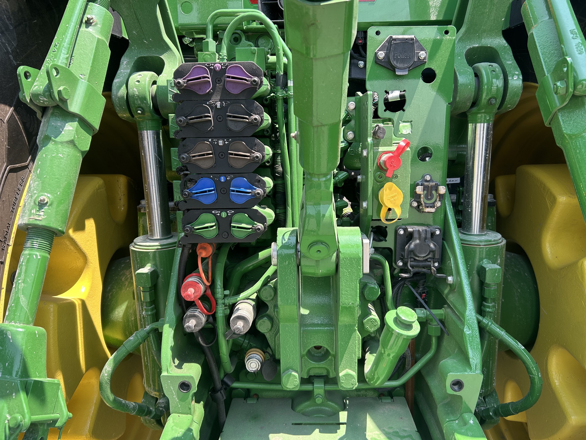 2024 John Deere 8R 310 Image 6