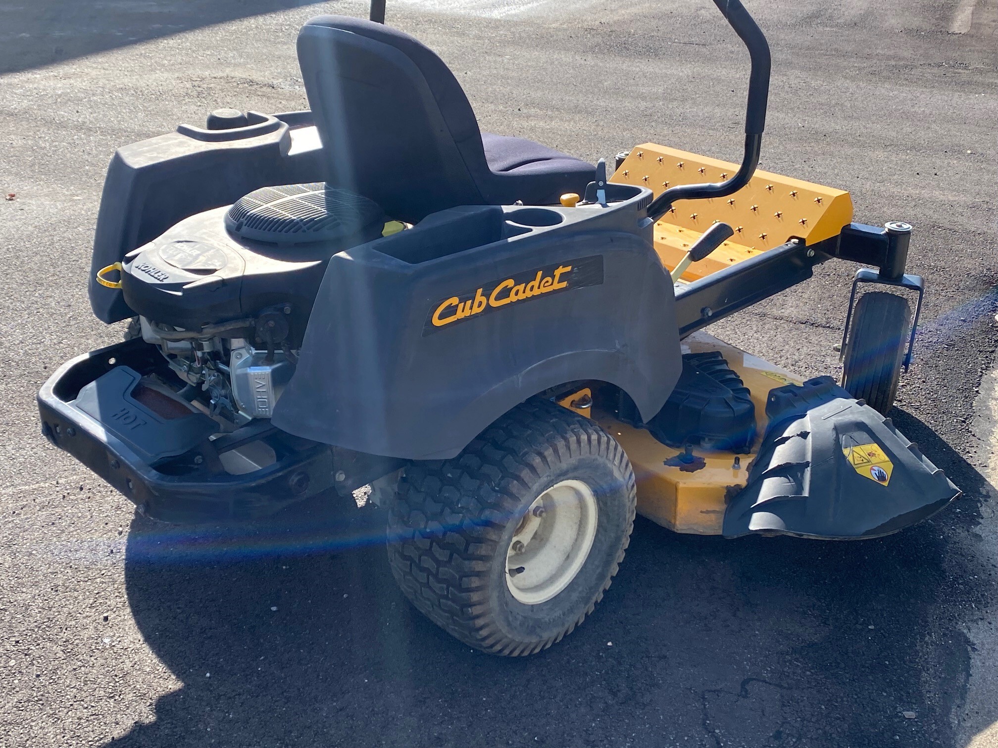 2015 Cub Cadet RZT L54 Fab Image 4