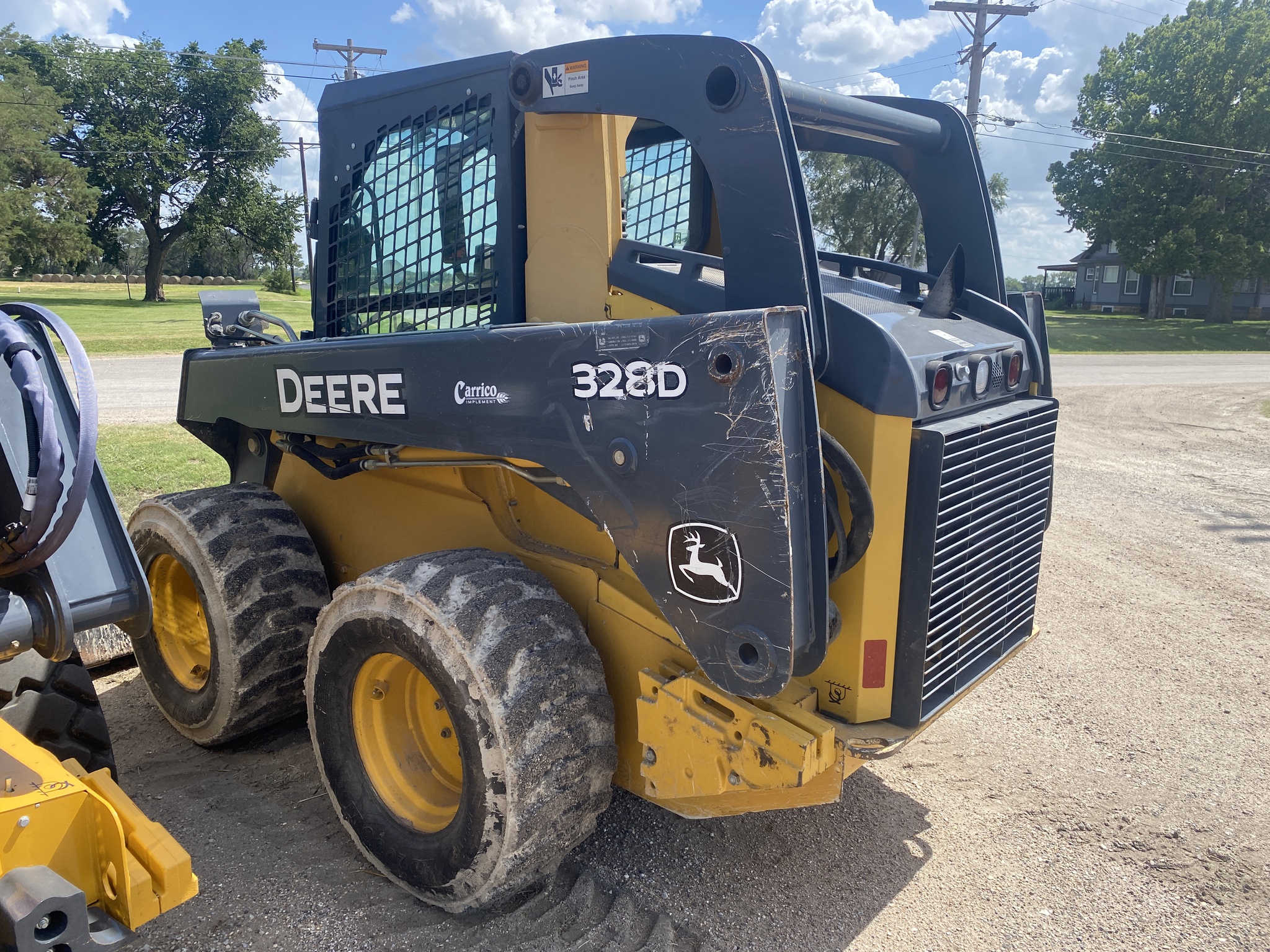 2011 John Deere 328D Image 6
