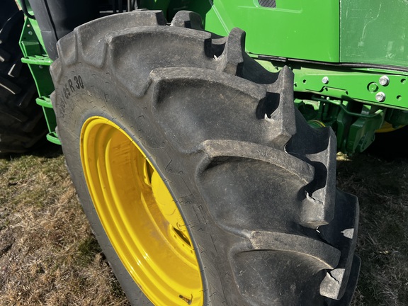 2025 John Deere 6R 165 - Photo11