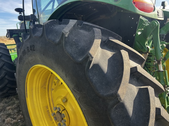 2025 John Deere 6R 165 - Photo15
