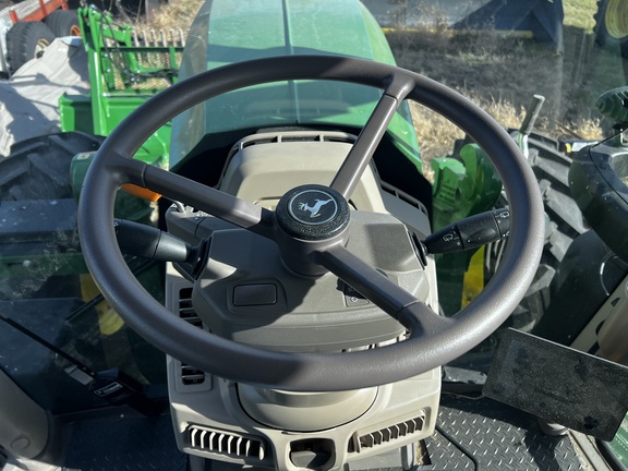 2025 John Deere 6R 165 - Photo24