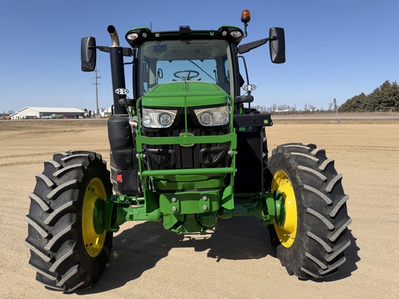 2025 John Deere 6R 165 - Photo8