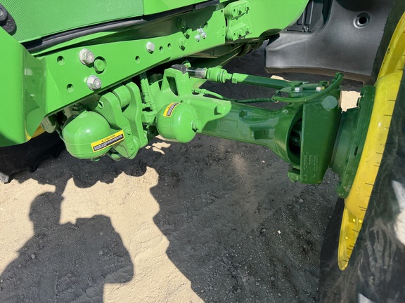 2025 John Deere 6R 165 - Photo11