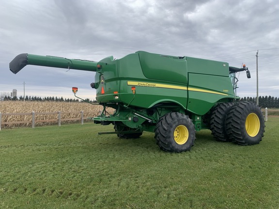 2013 John Deere S680 thumbnail 6