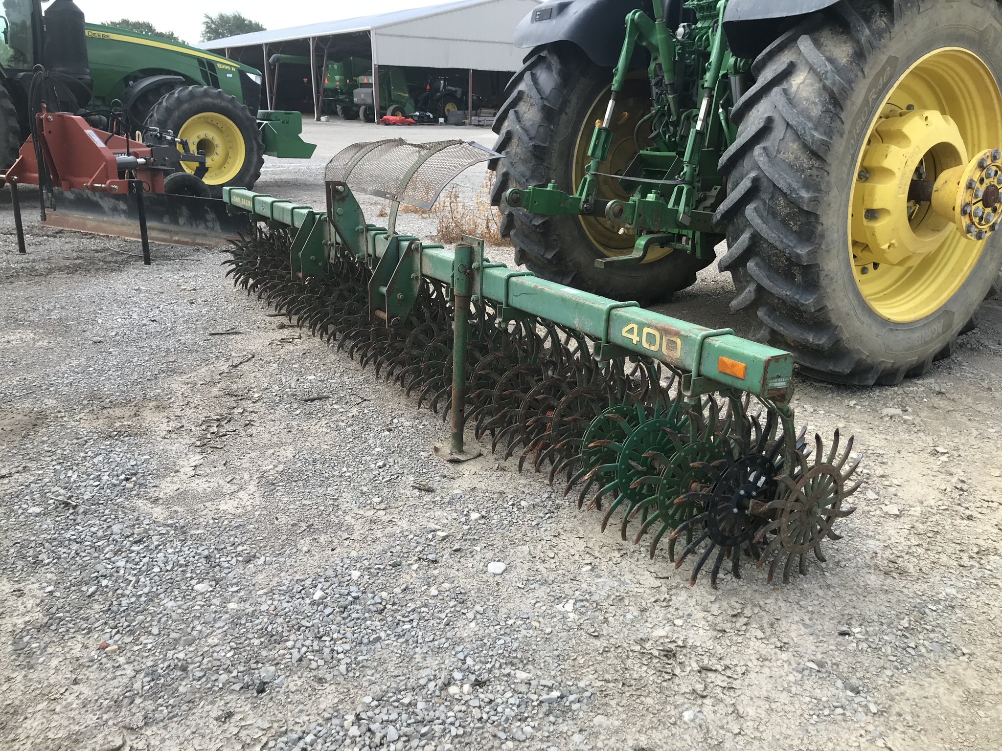 John Deere 400 Image 4