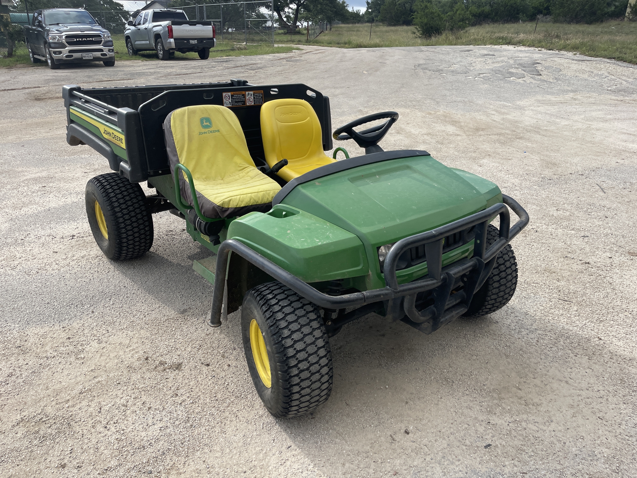 2021 John Deere TX Turf Image 5