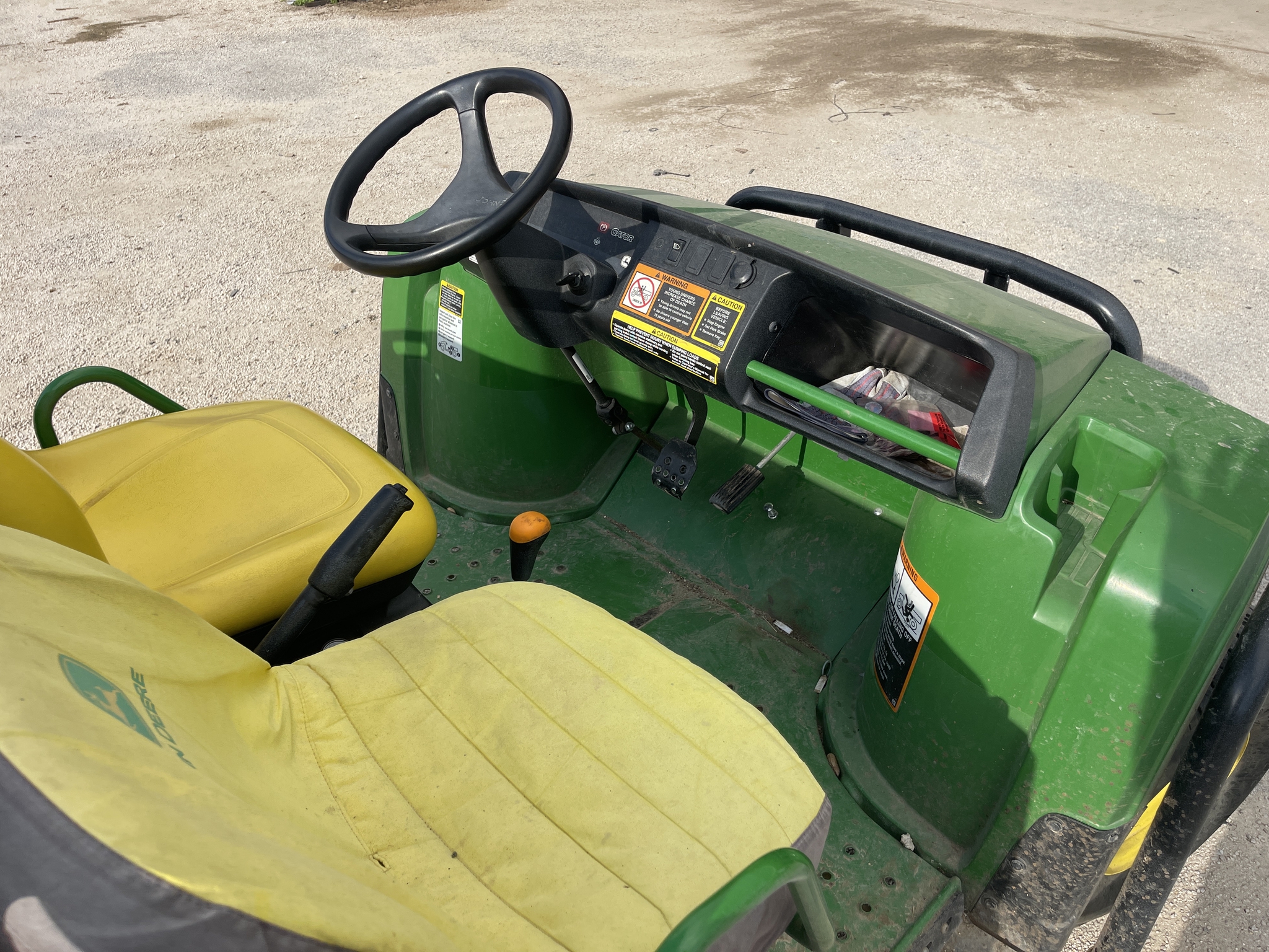 2021 John Deere TX Turf Image 12