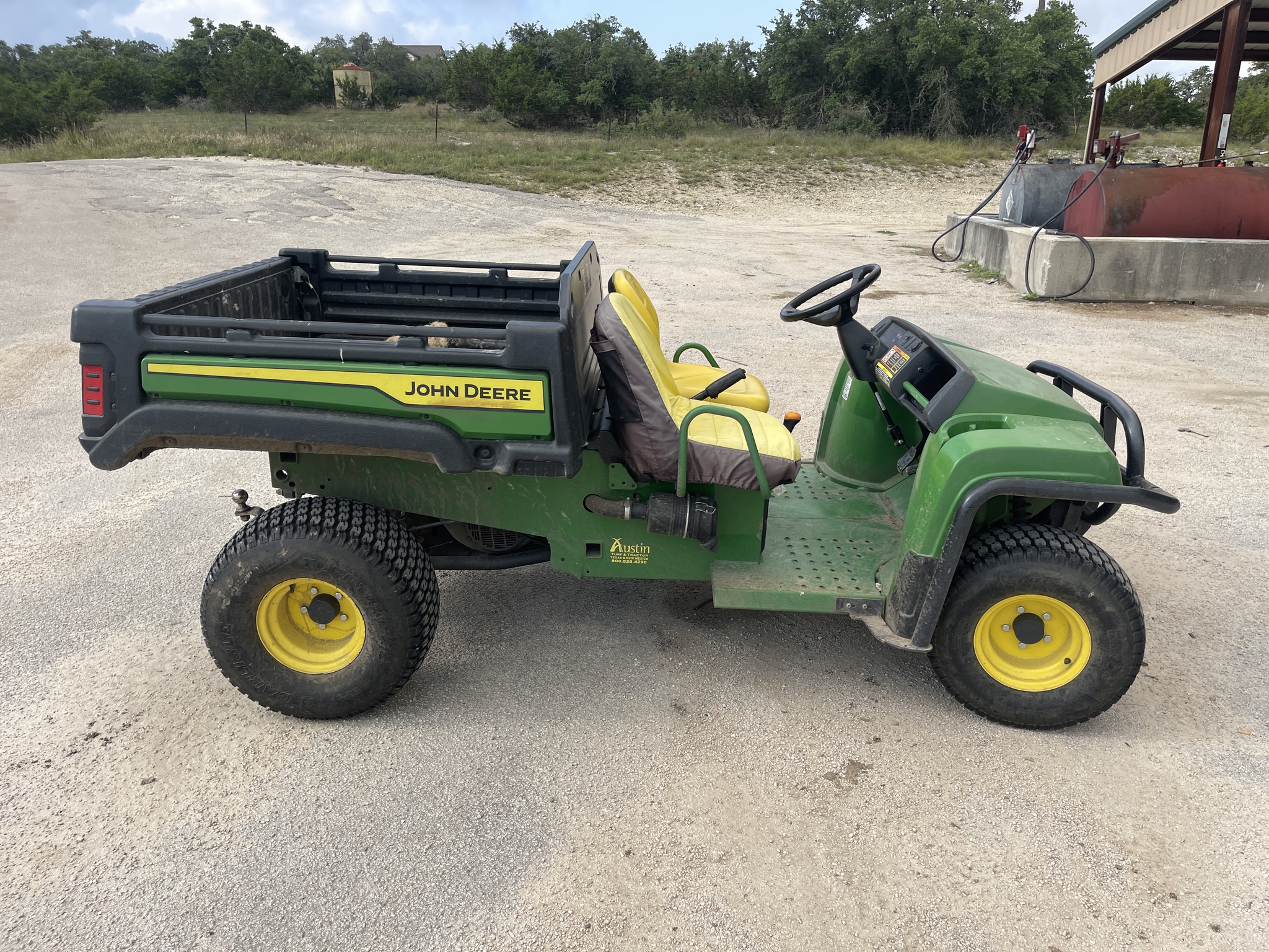 2021 John Deere TX Turf Image 6