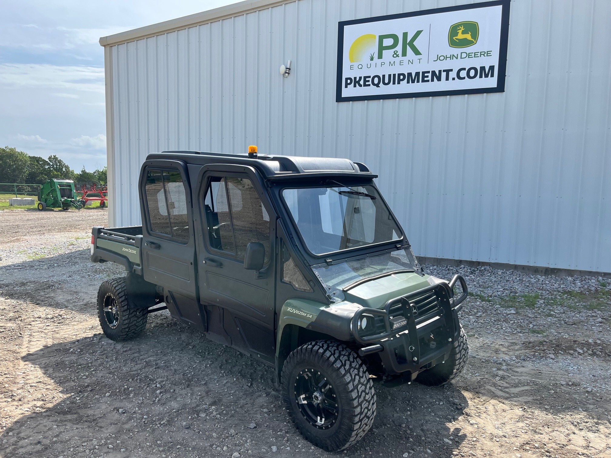 2024 John Deere XUV 825M S4 Image 1