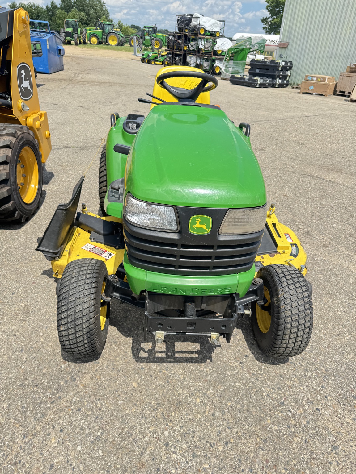 2003 John Deere X475 Image 2