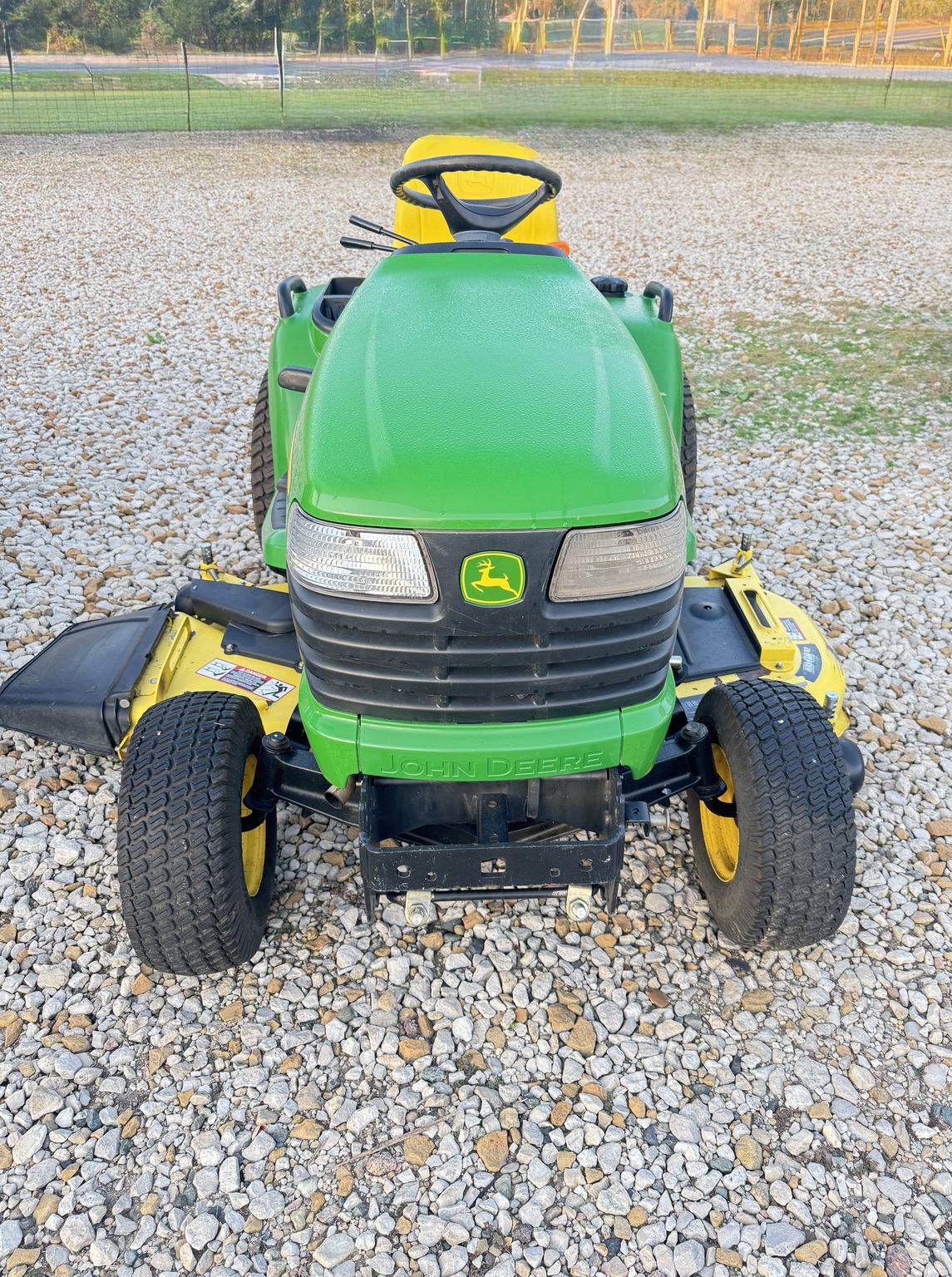 2003 John Deere X475 Image 2