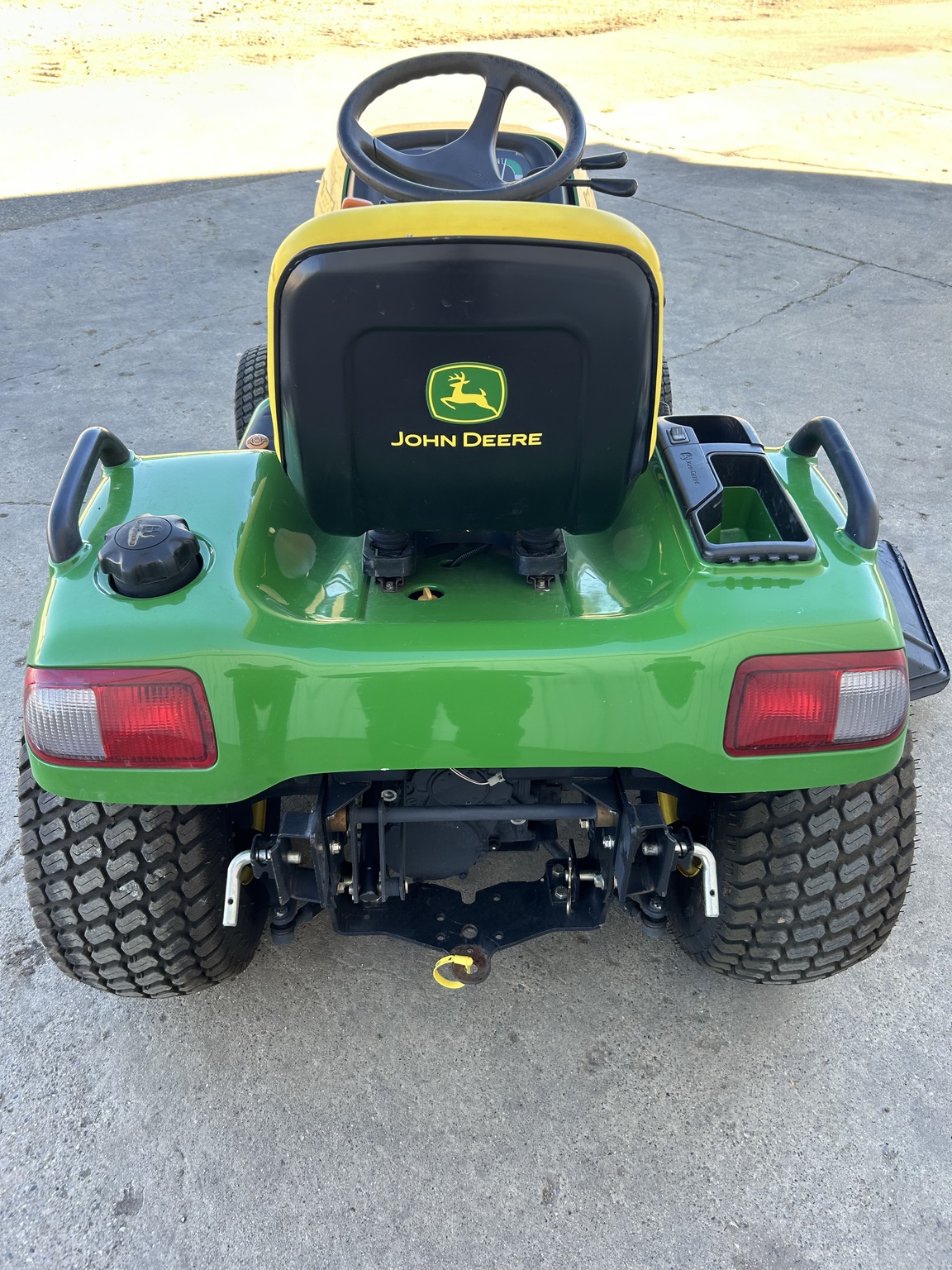 2003 John Deere X475 Image 6