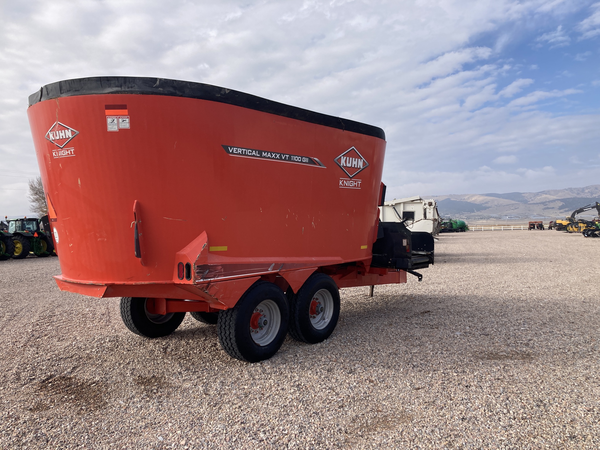 2022 Kuhn VT1100T Image 5