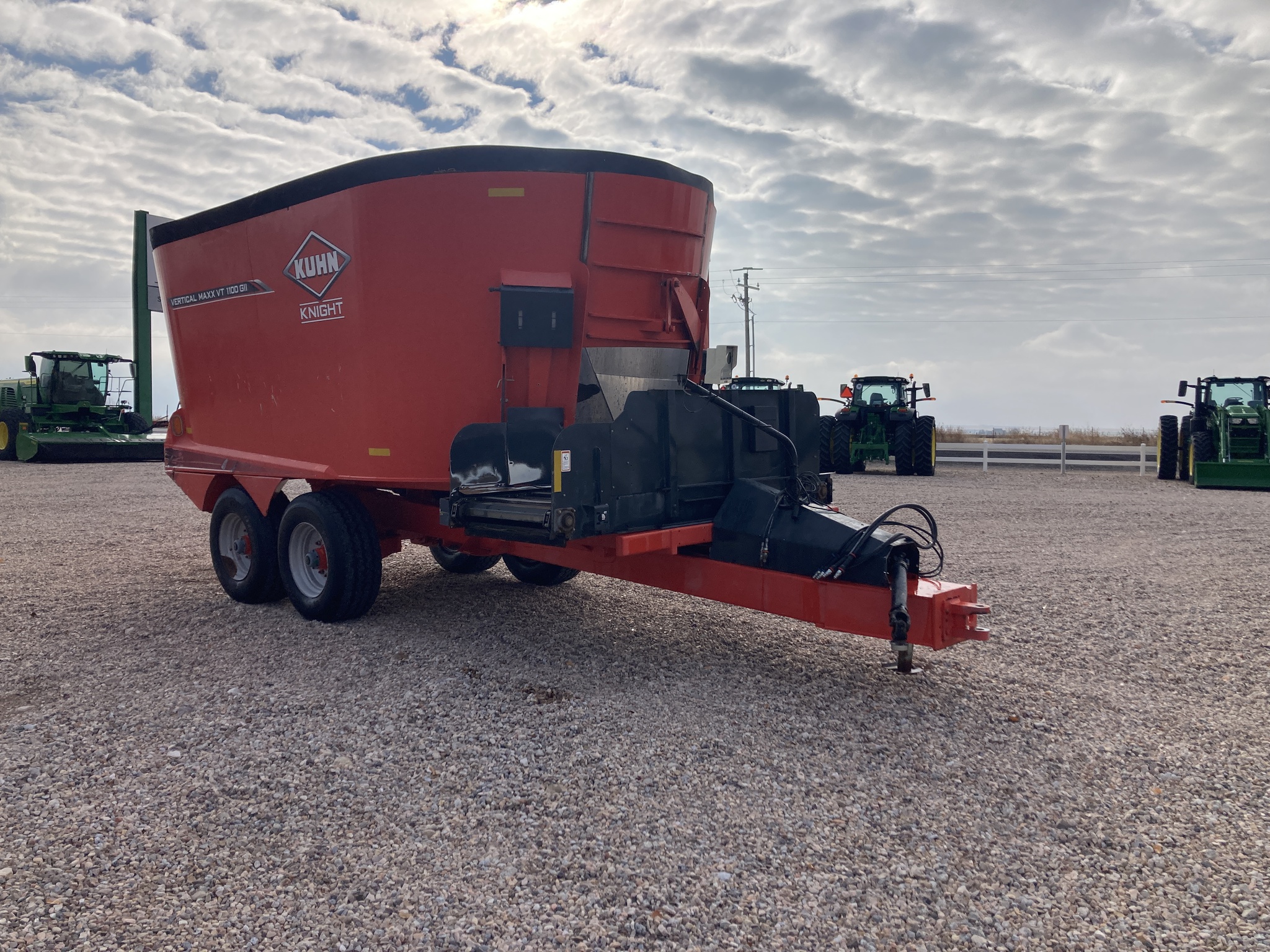 2022 Kuhn VT1100T Image 7