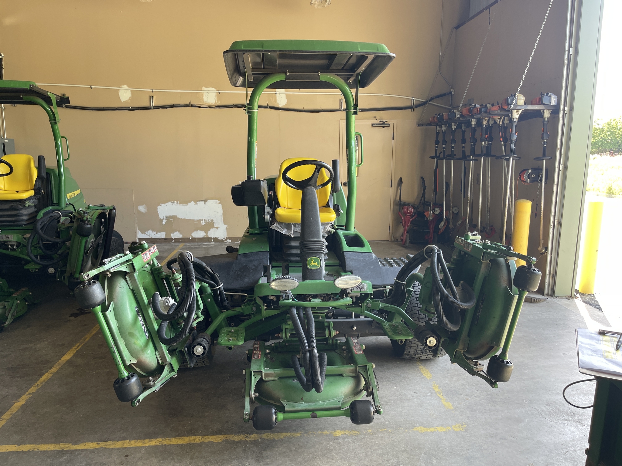 2021 John Deere 9009A Image 4