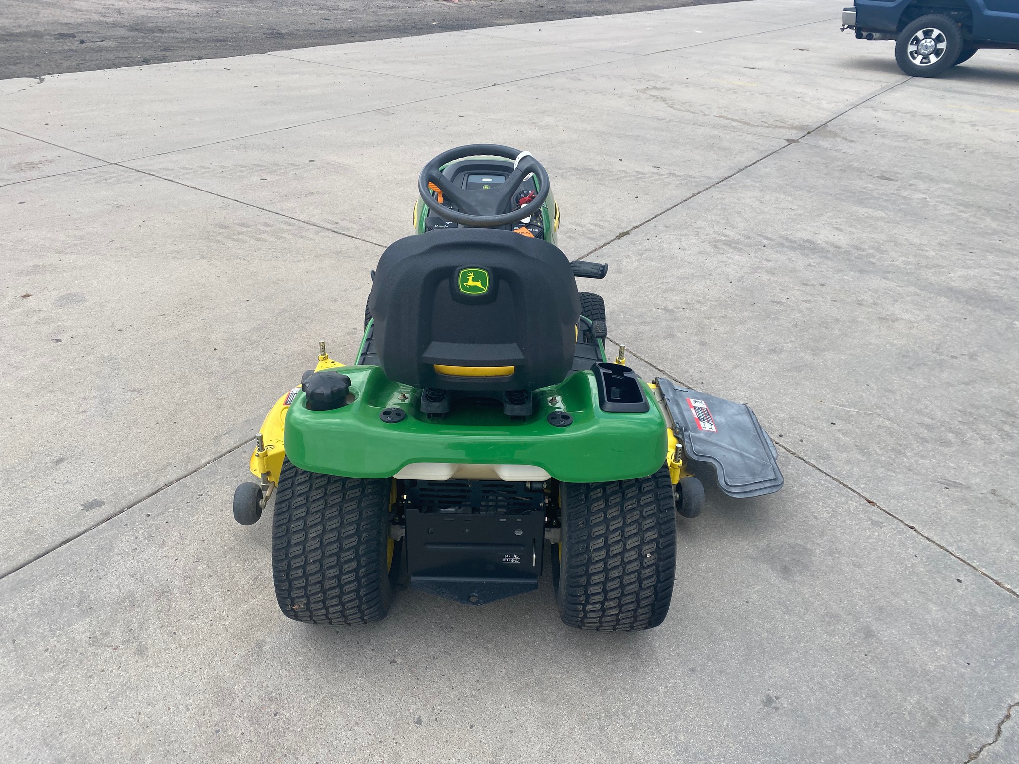 2007 John Deere X340 Image 4