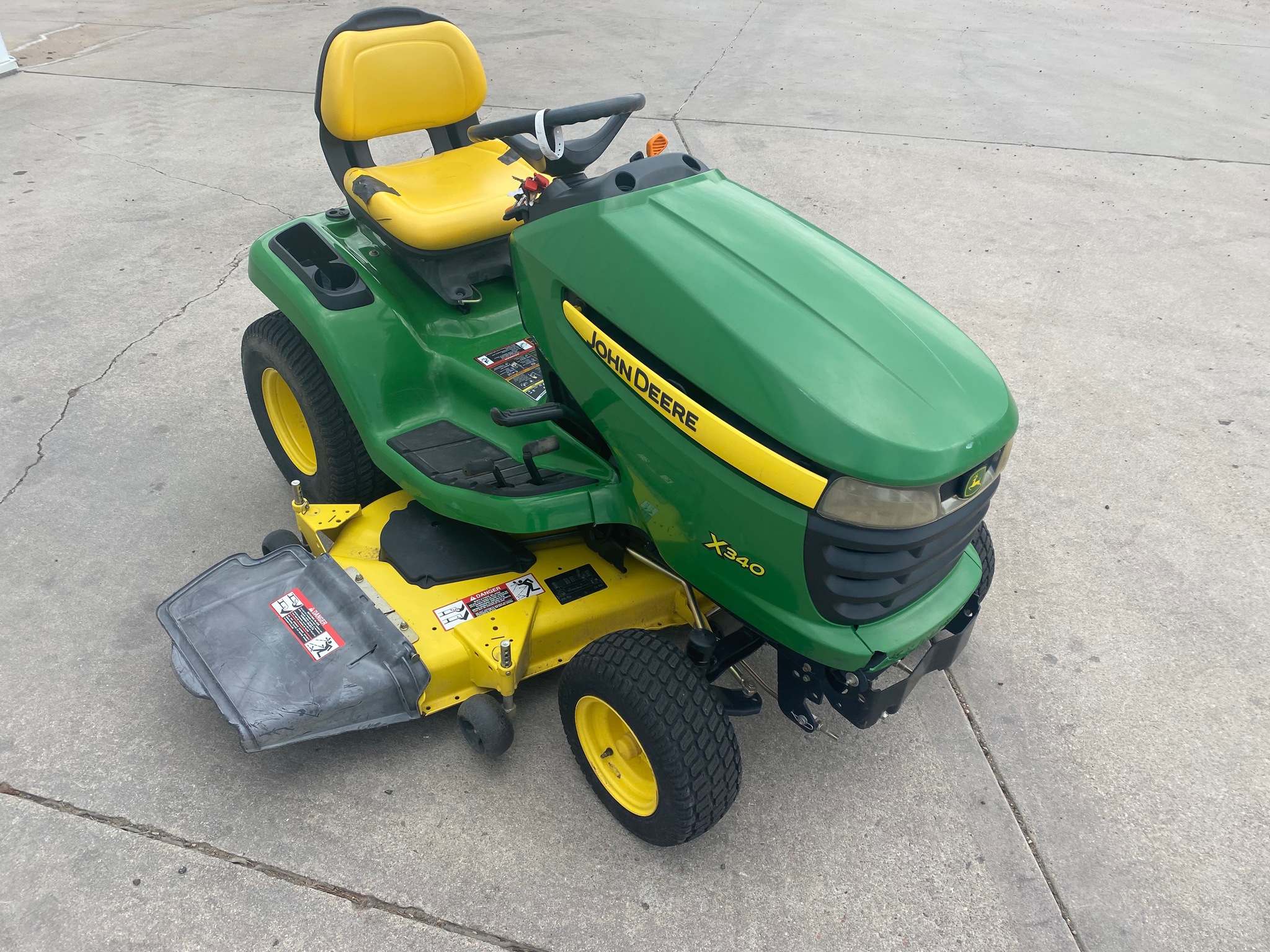 2007 John Deere X340 Image 7