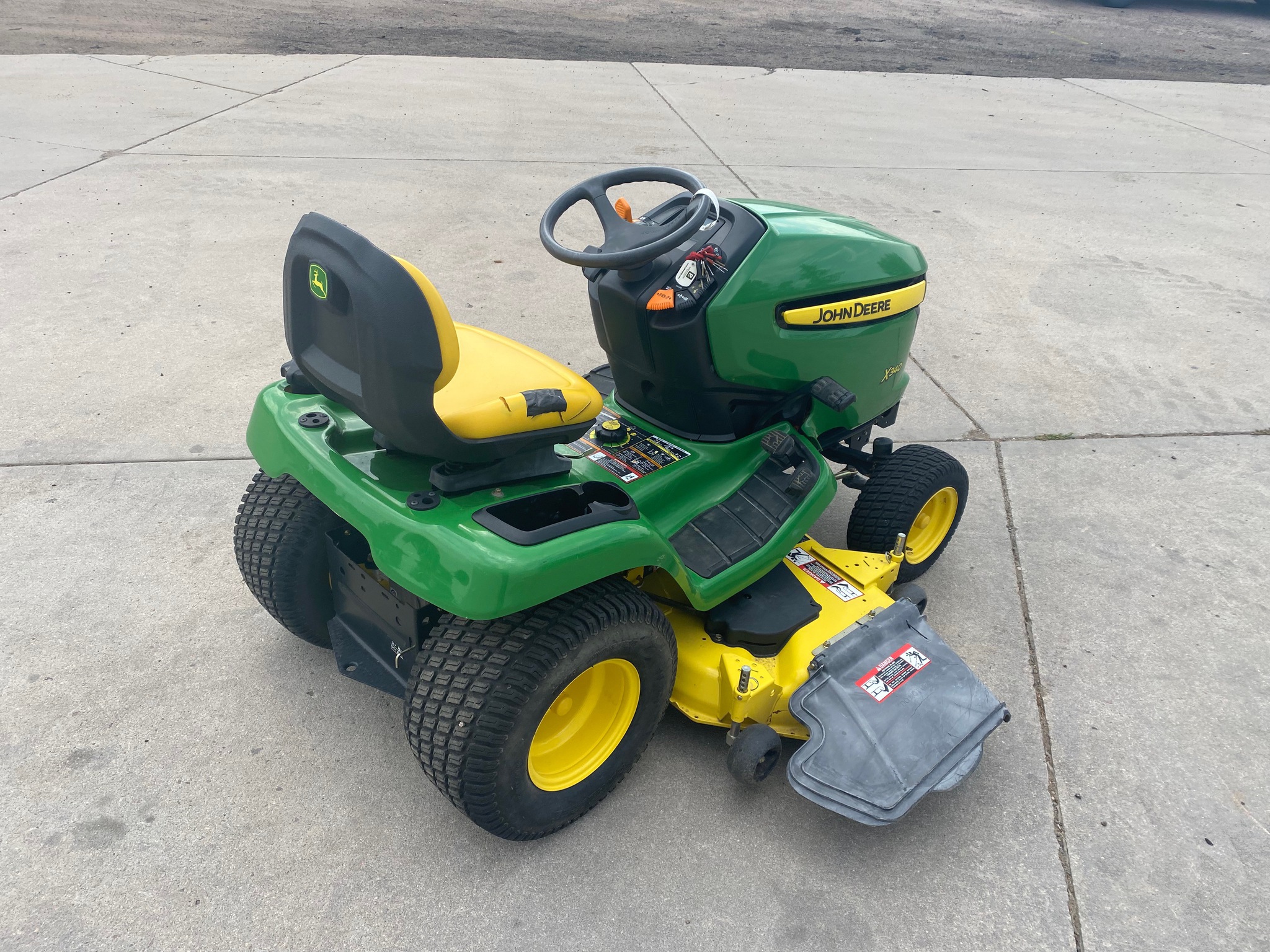 2007 John Deere X340 Image 5