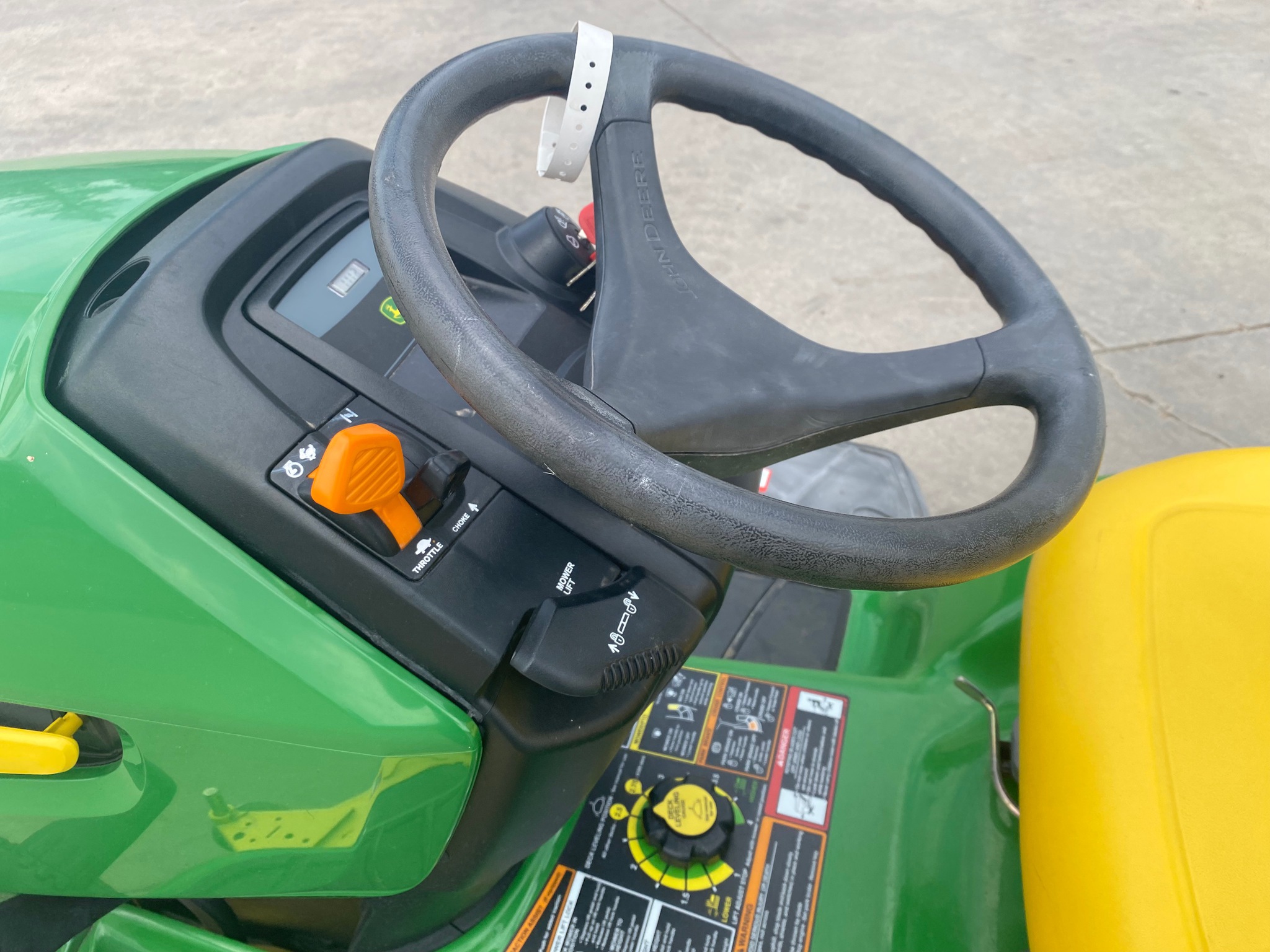 2007 John Deere X340 Image 10