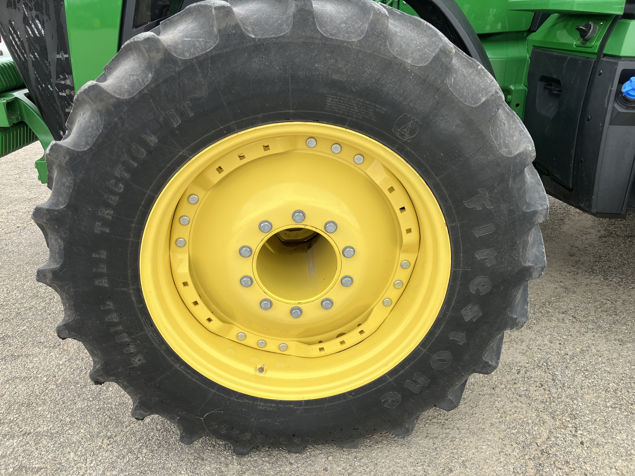 2020 John Deere 8R 410 Image 8