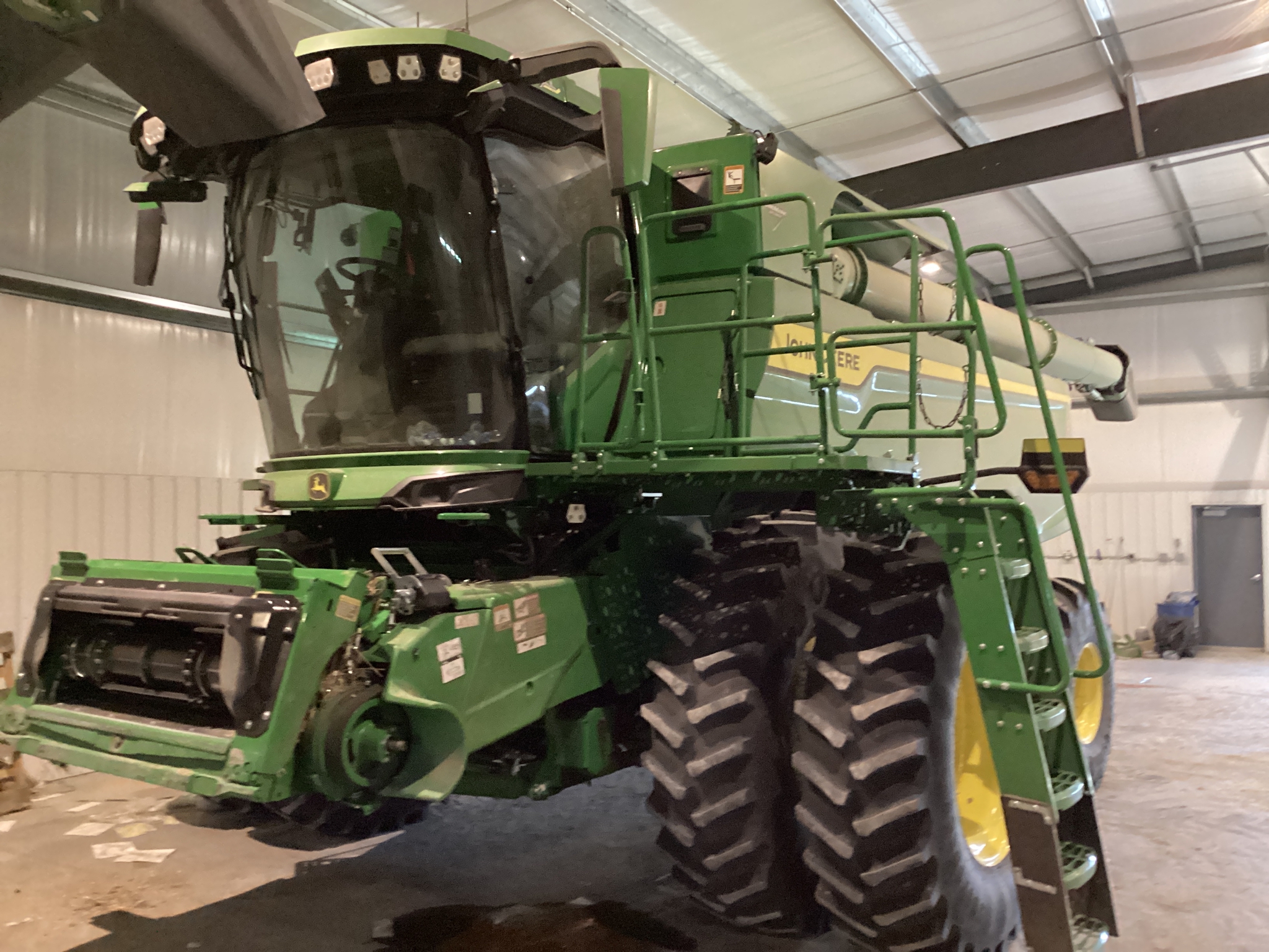 2025 John Deere S7 800 Image 6