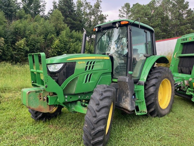 2017 John Deere 6130M
