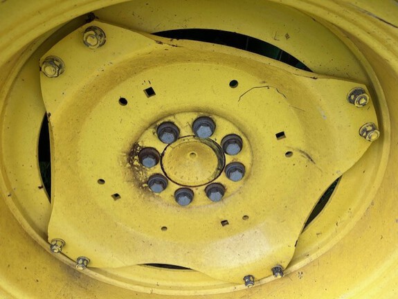 2017 John Deere 6130M