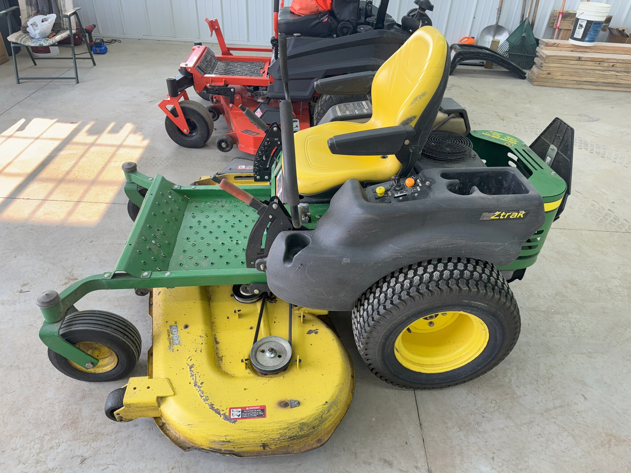 2008 John Deere Z465 Image 6