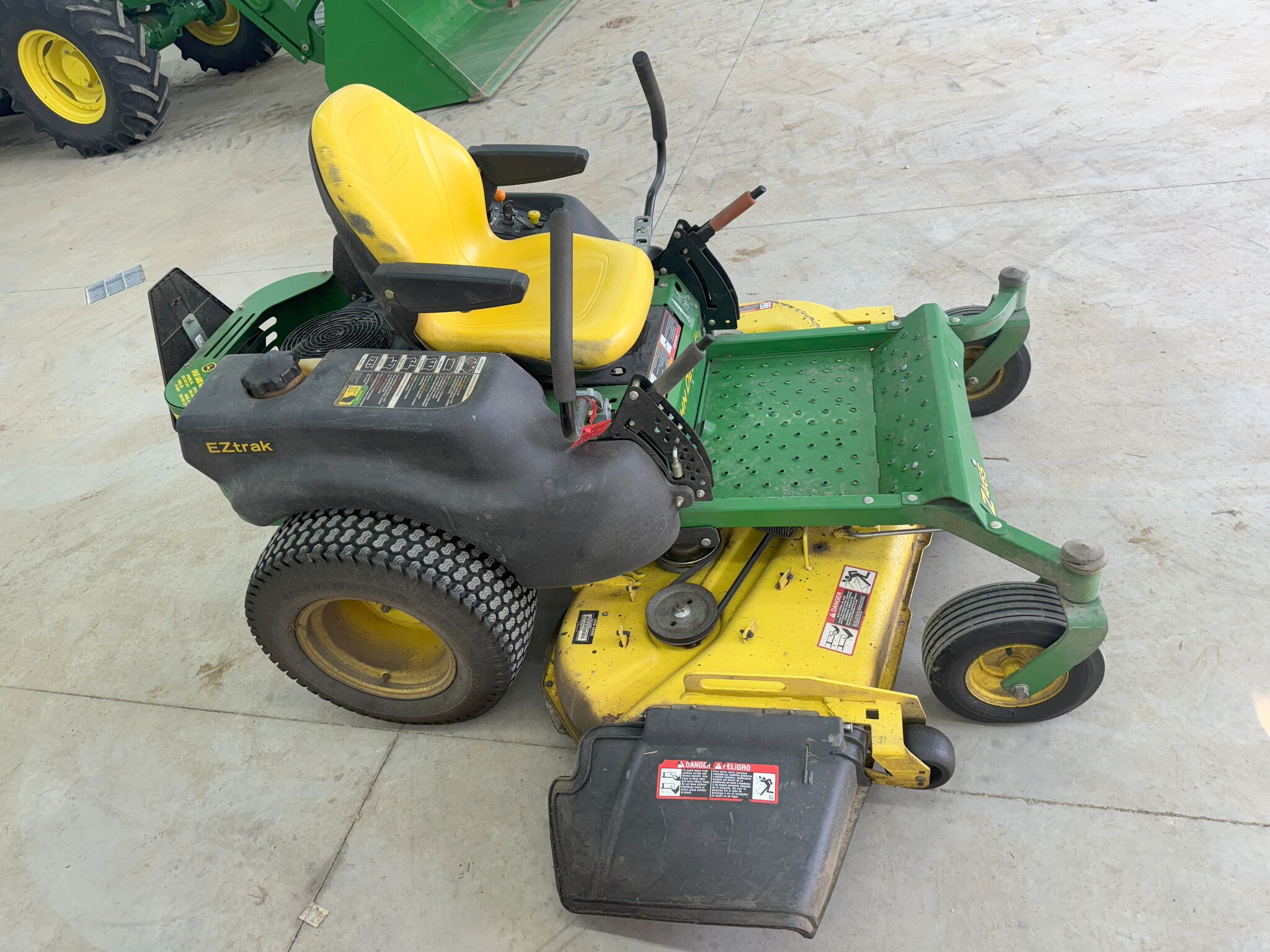 2008 John Deere Z465 Image 2