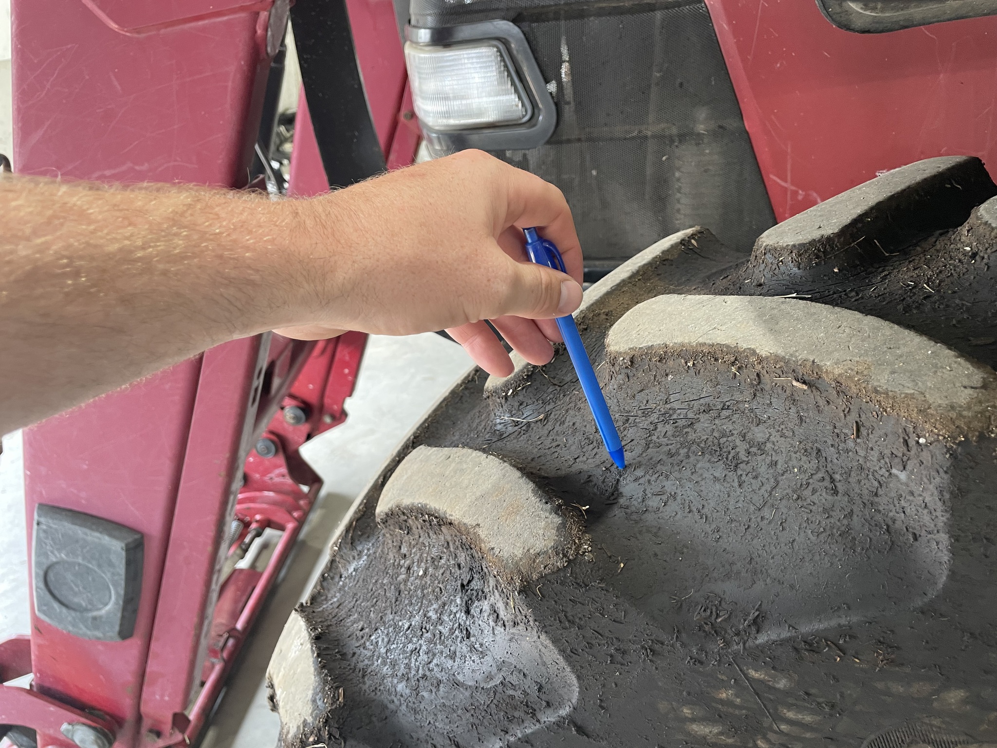2010 Case IH Maxxum 110 Image 9