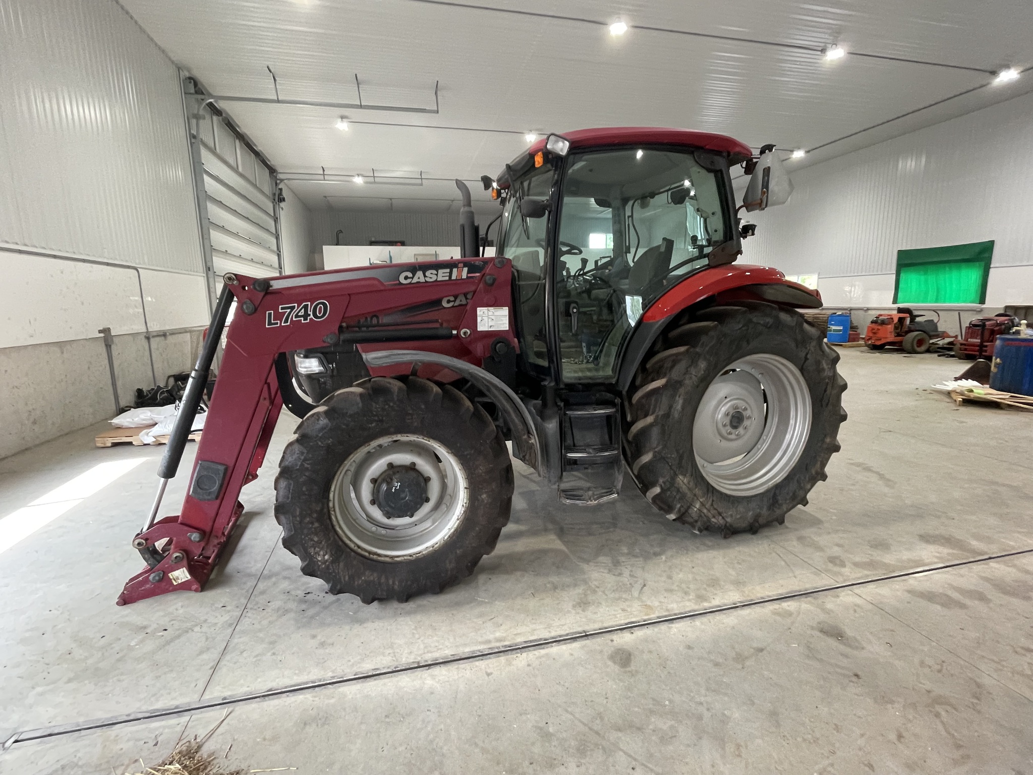 2010 Case IH Maxxum 110 Image 1