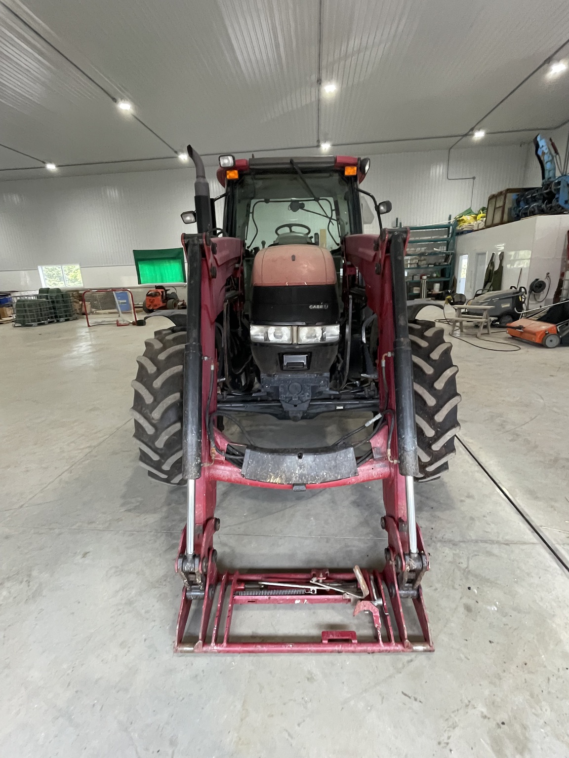 2010 Case IH Maxxum 110 Image 3
