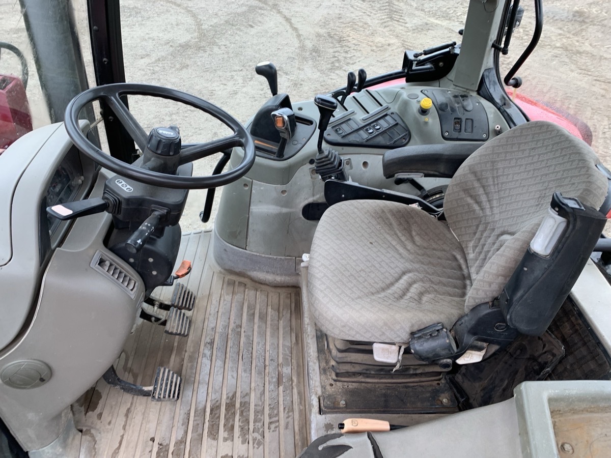 2010 Case IH Maxxum 110 Image 7