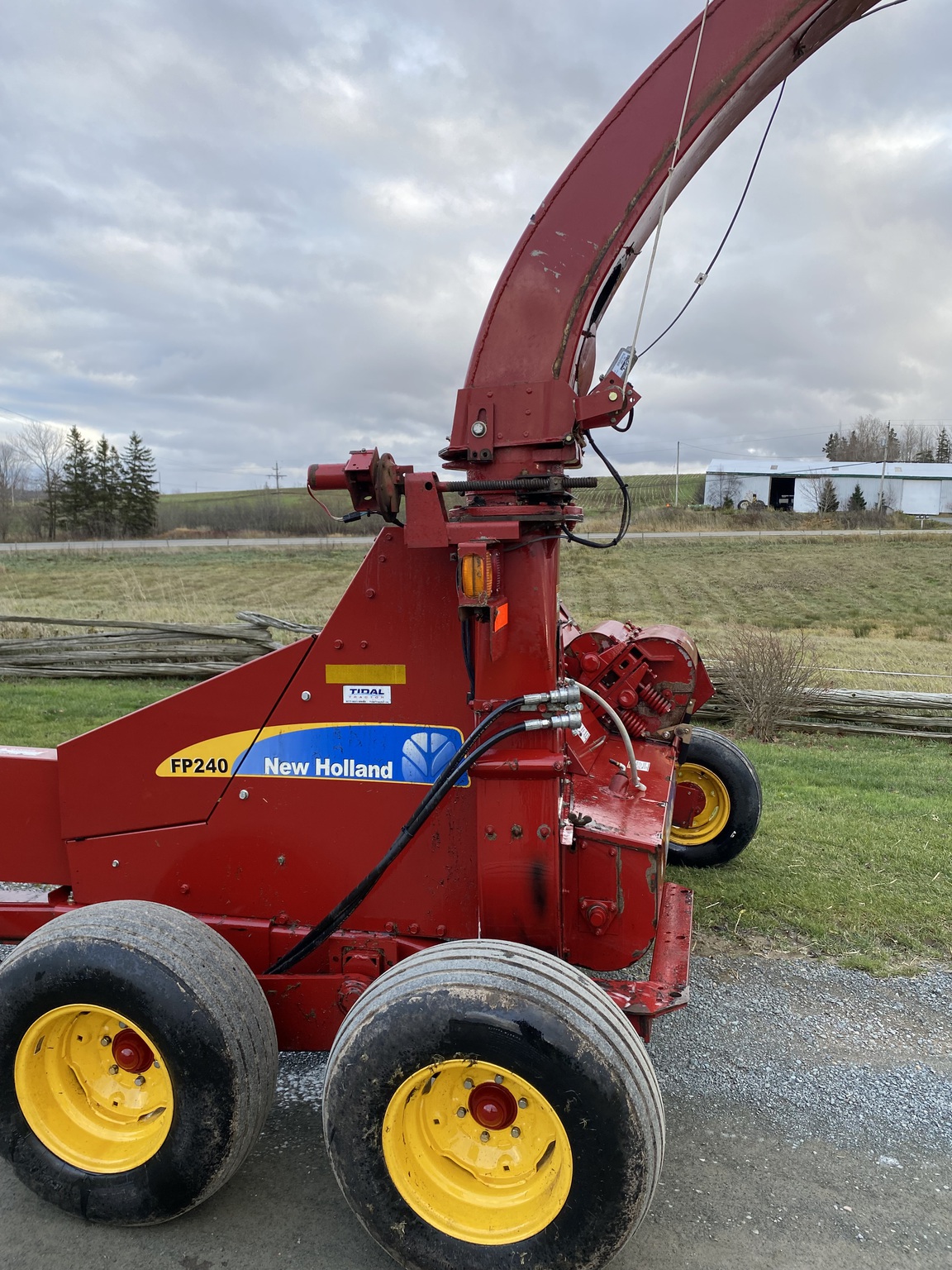 2020 New Holland FP240 Image 7