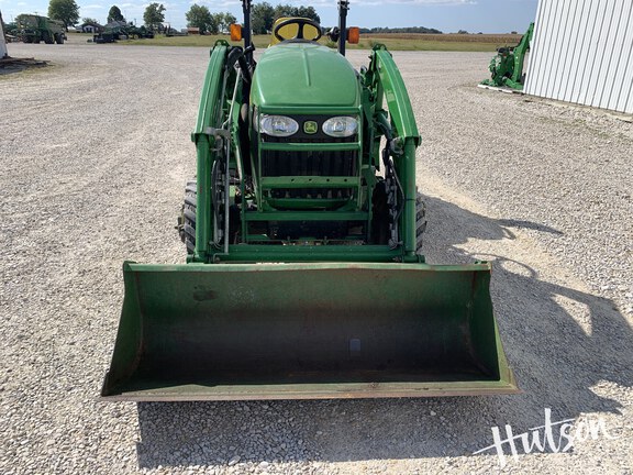 Photo of 2011 John Deere 3520