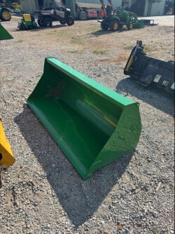 2023 John Deere 73″ Global Bucket