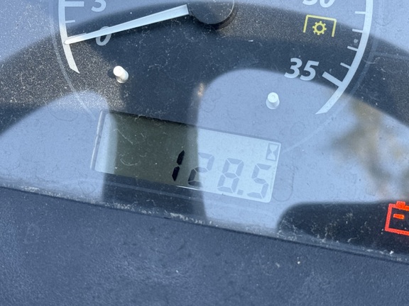 2021 John Deere 1025R Photo 4