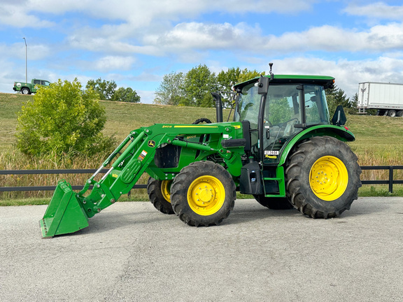 2024 John-Deere 5100E