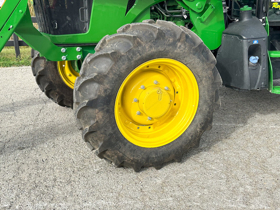 2024 John-Deere 5100E