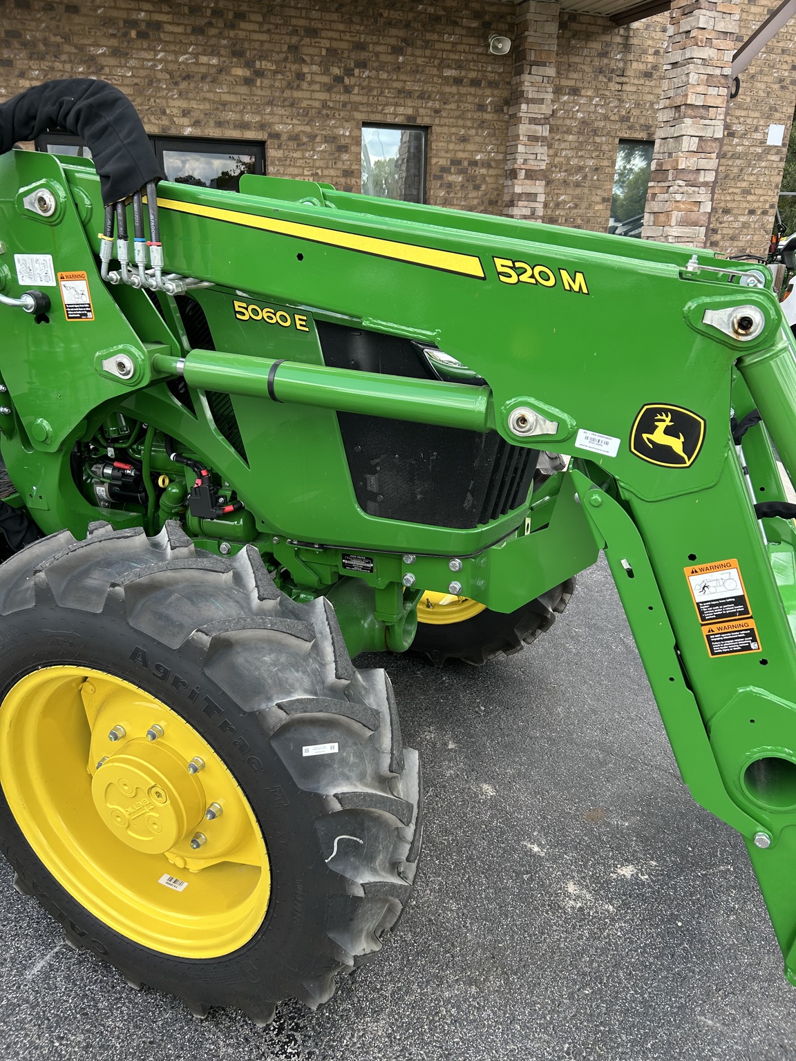 2025 John Deere 5060E Image 1