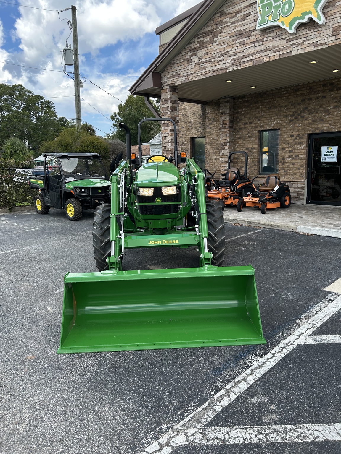 2025 John Deere 5060E Image 5