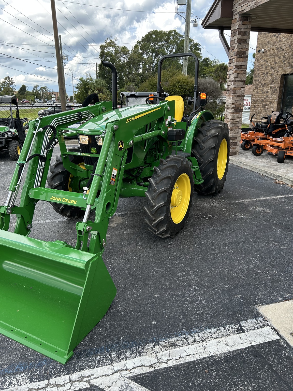 2025 John Deere 5060E Image 2