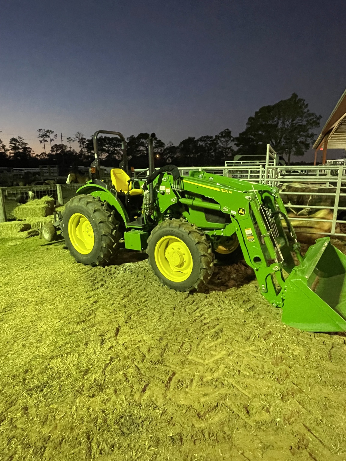 2025 John Deere 5060E Image 8