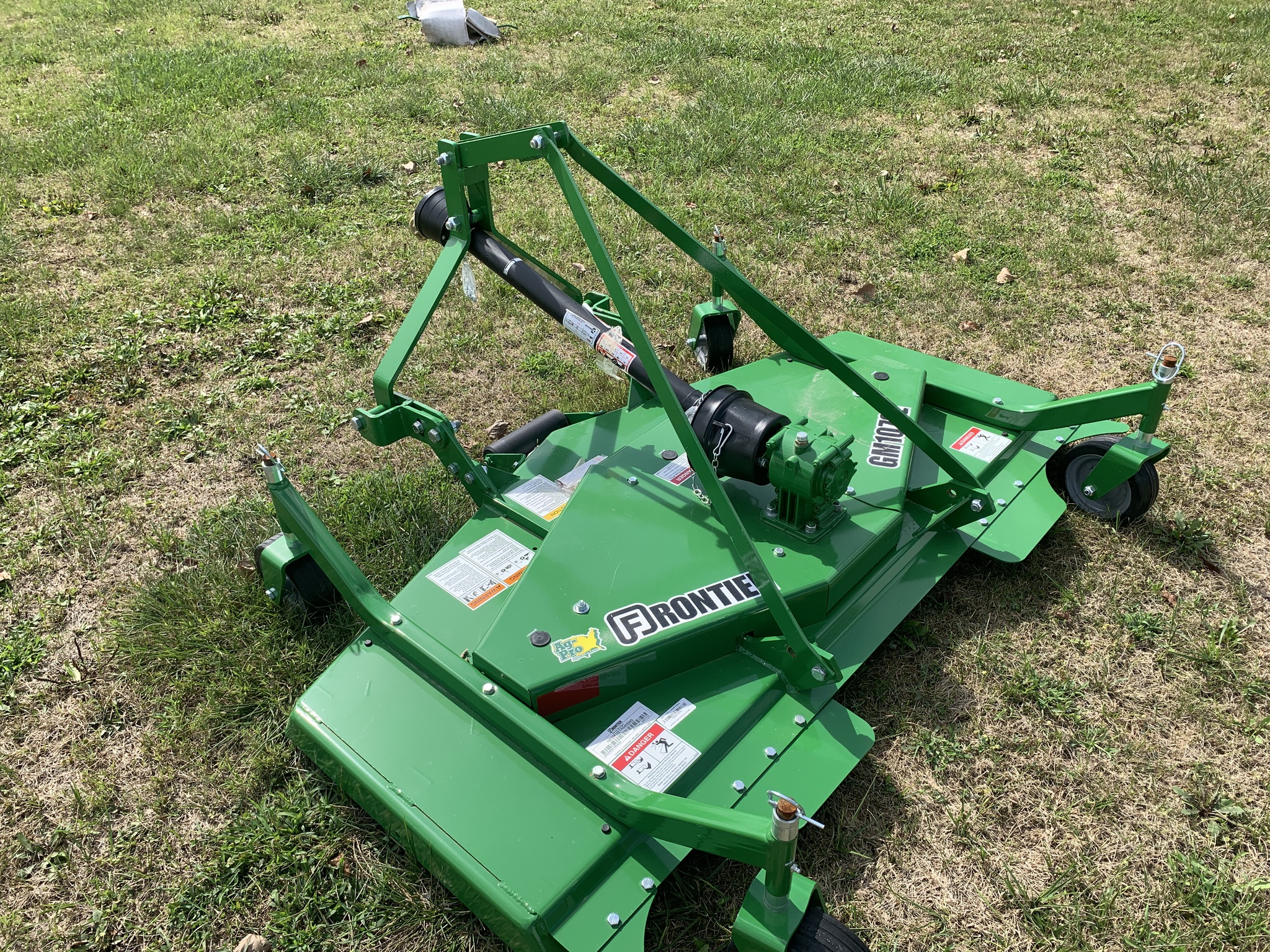 2025 John Deere GM1072E Image 1