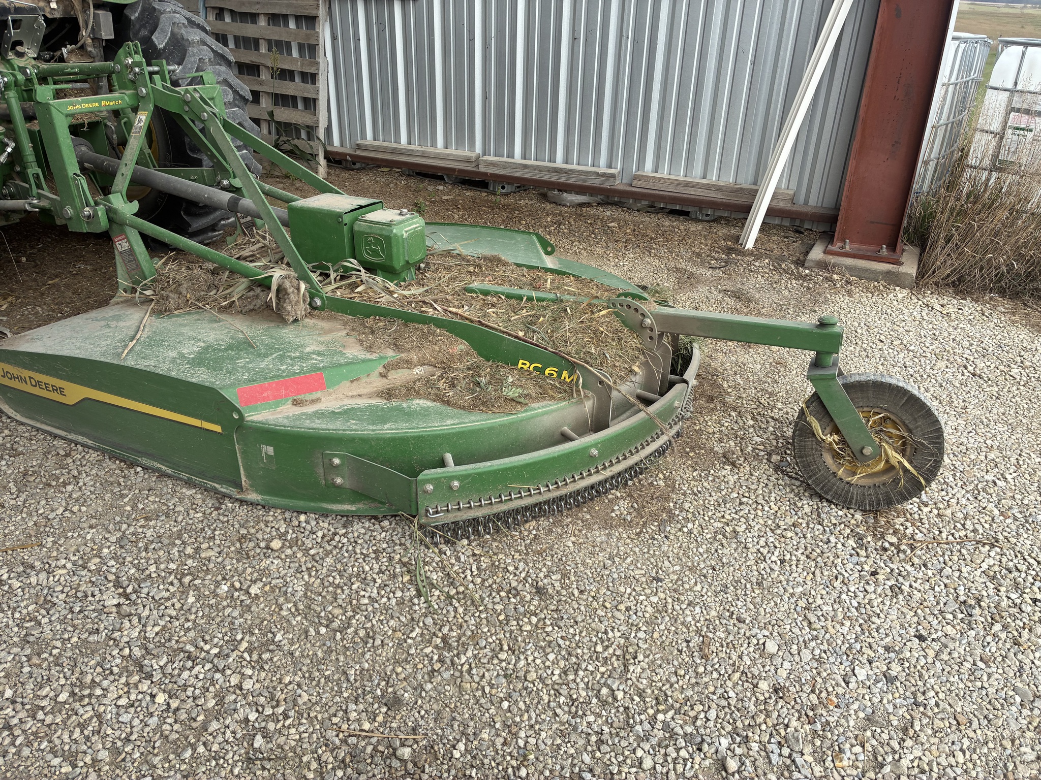 2023 John Deere 4066R Image 9