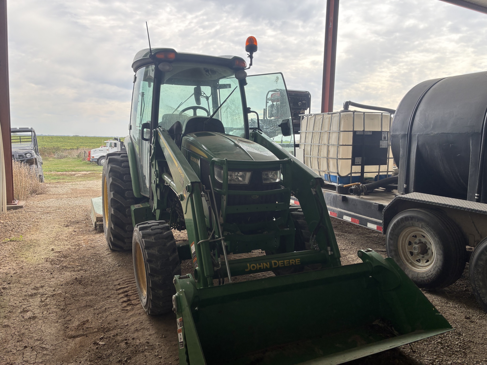 2023 John Deere 4066R Image 2