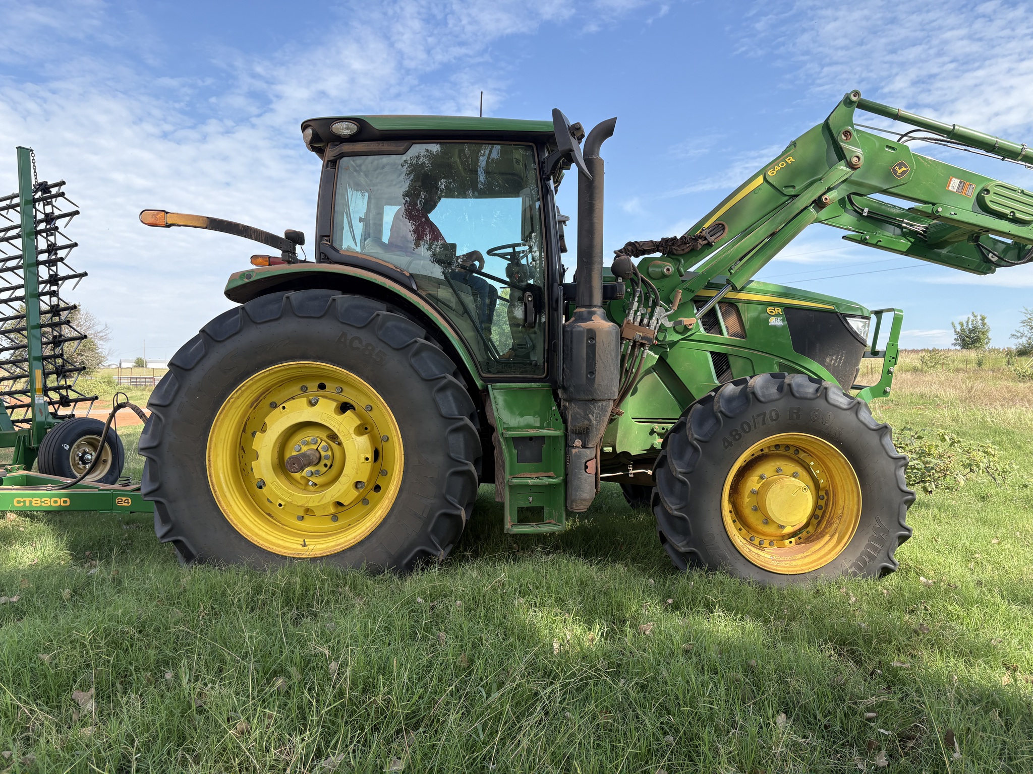 2022 John Deere 6R 155 Image 8