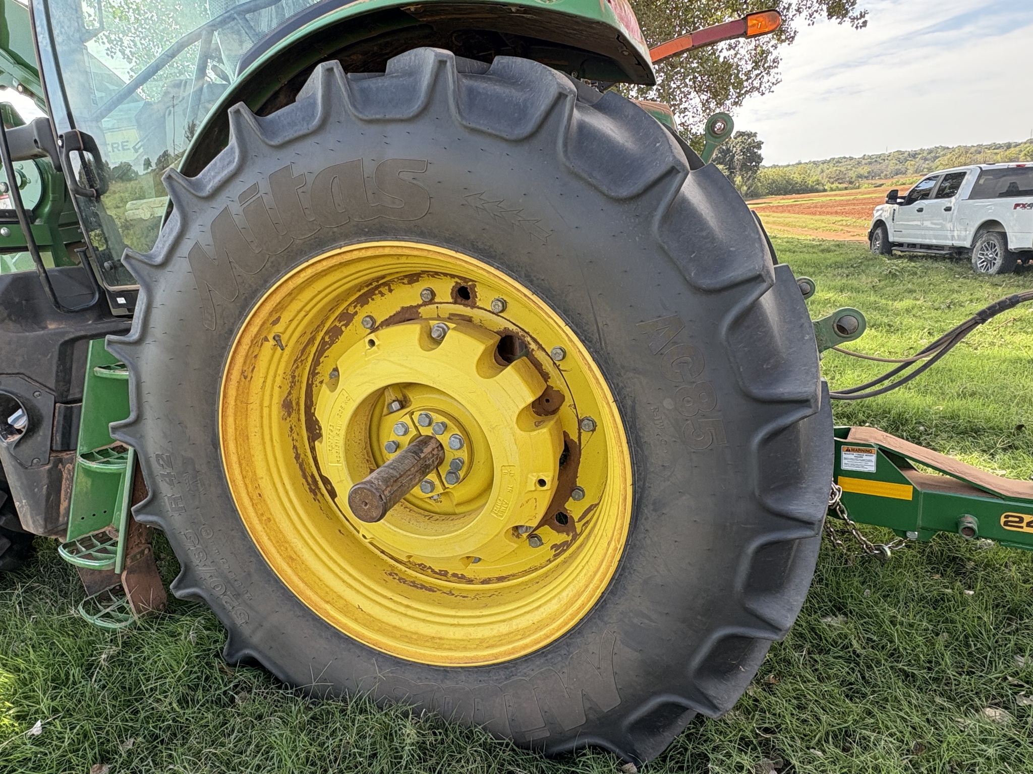 2022 John Deere 6R 155 Image 11