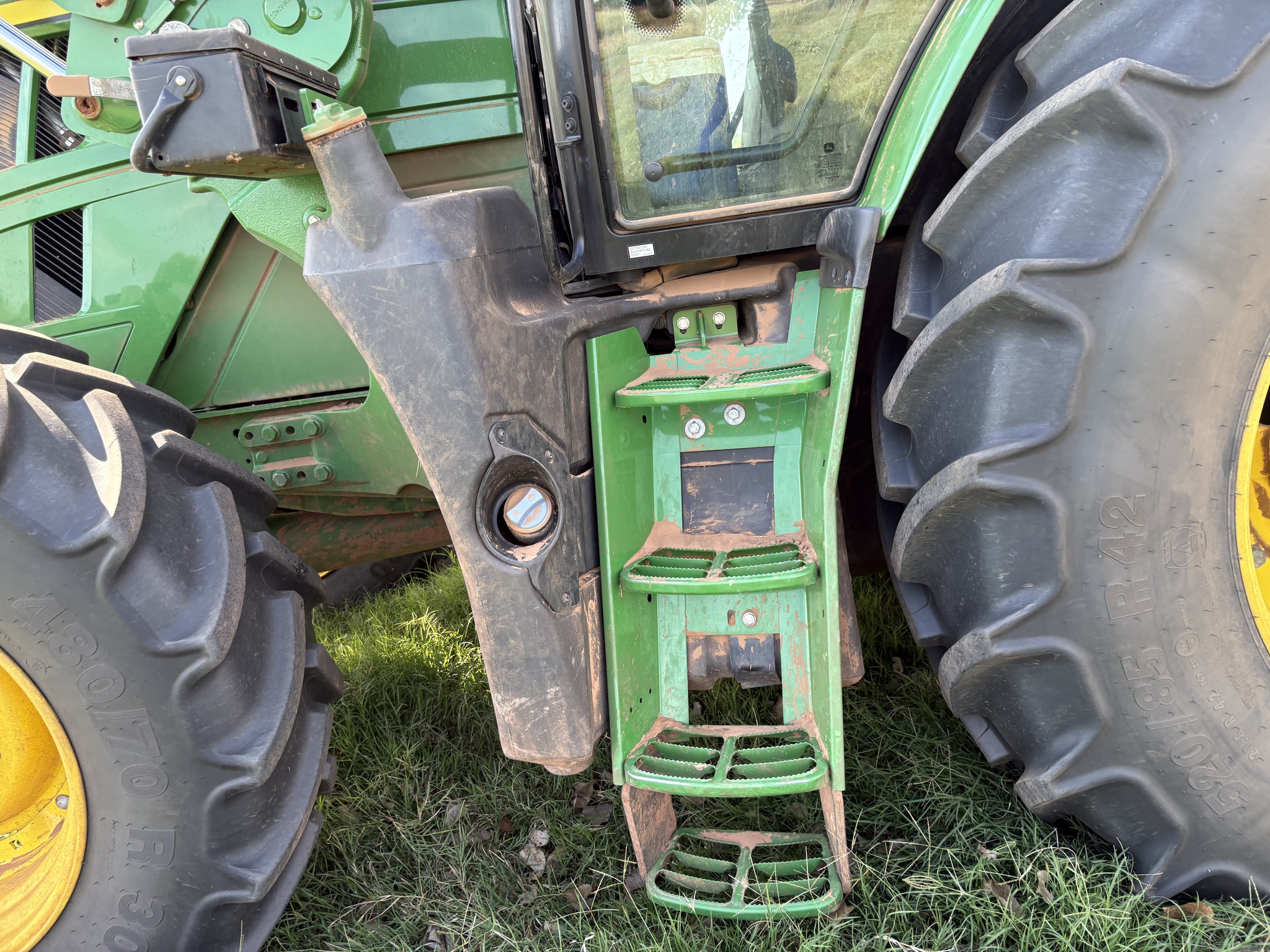 2022 John Deere 6R 155 Image 13